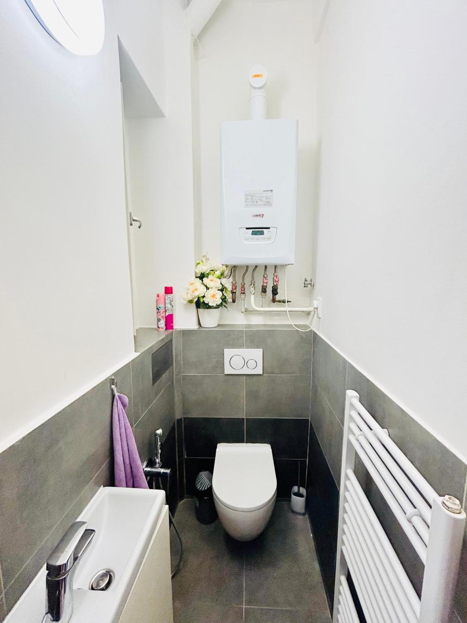 Modern Spacious Apartment In Center Praha Exteriér fotografie