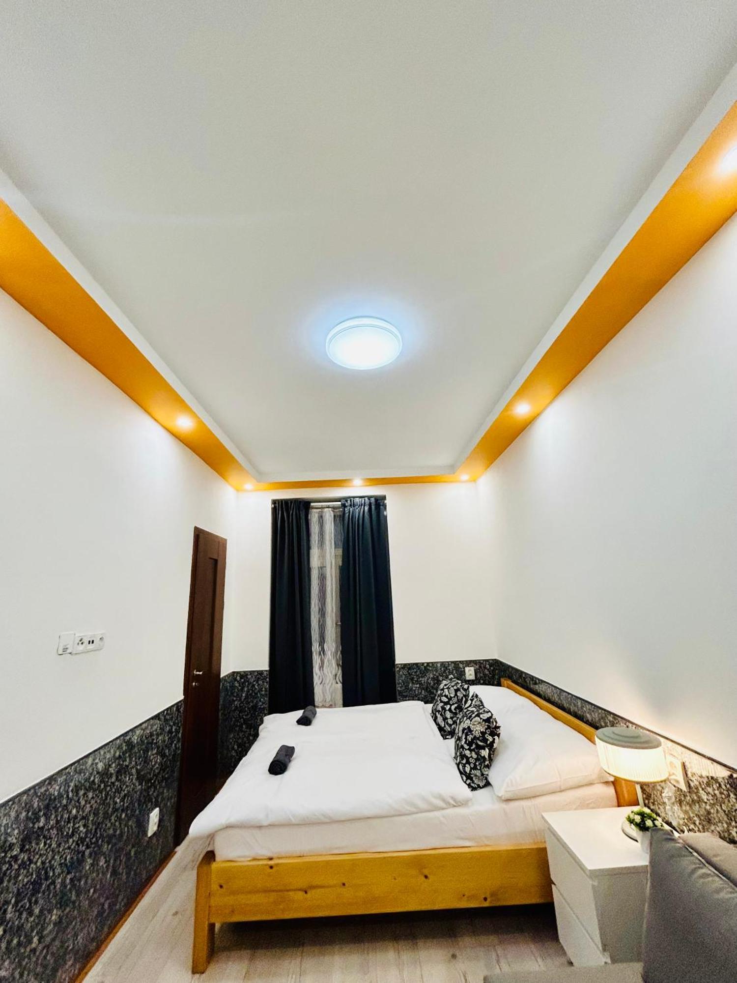 Modern Spacious Apartment In Center Praha Exteriér fotografie