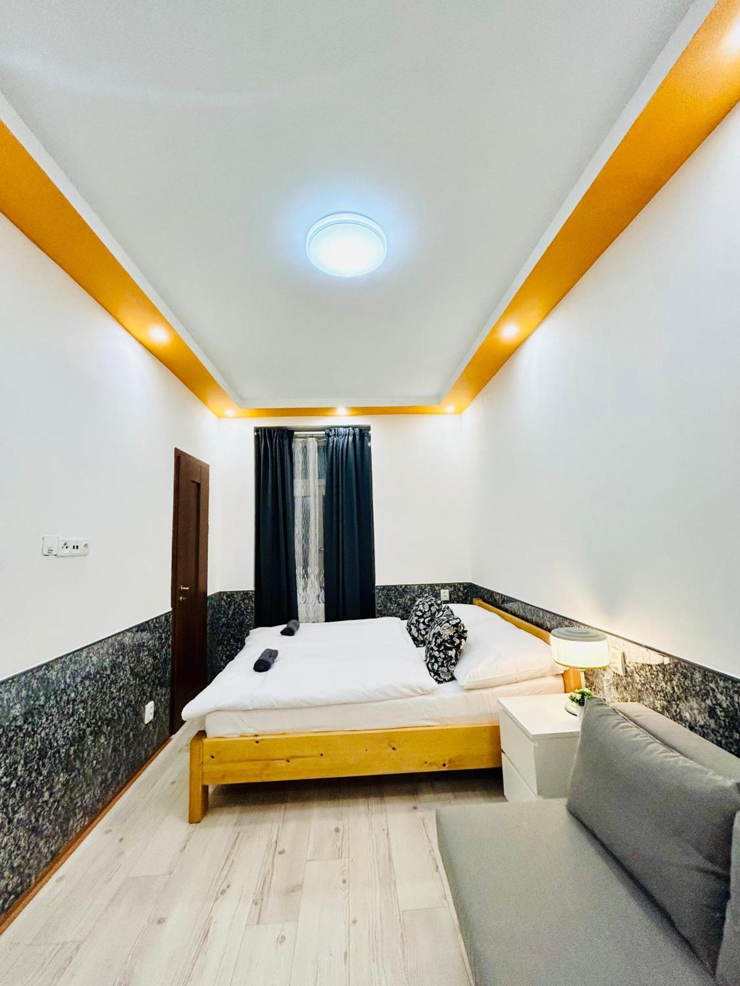 Modern Spacious Apartment In Center Praha Exteriér fotografie