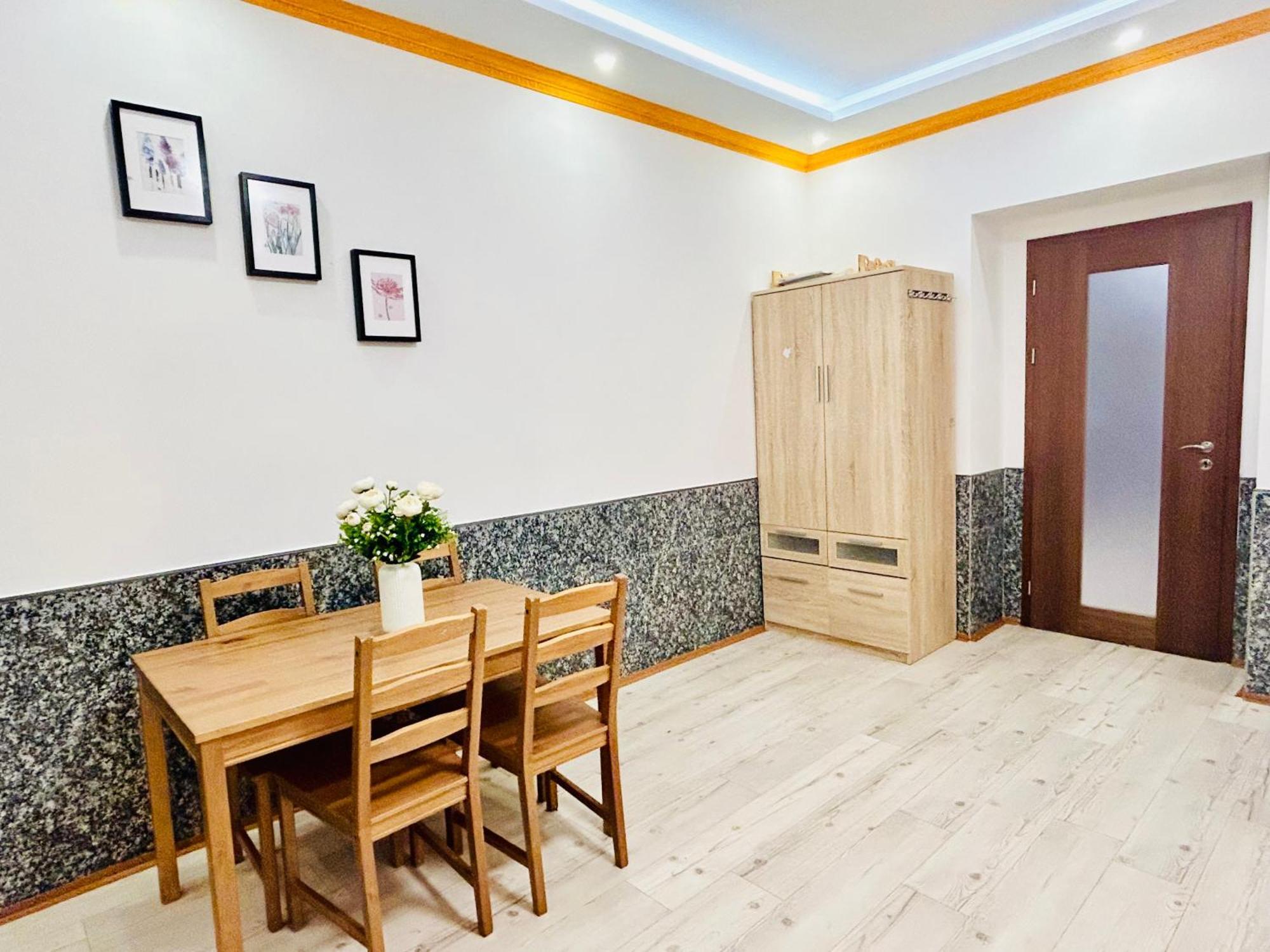 Modern Spacious Apartment In Center Praha Exteriér fotografie